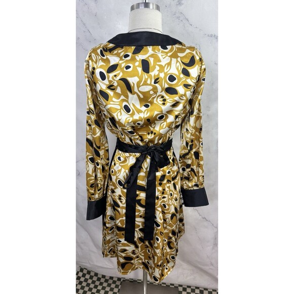 BCBG Maxazria Y2k Satin Adele Wrap Dress M Black Gold Long Sleeves Abstract - Picture 4 of 14